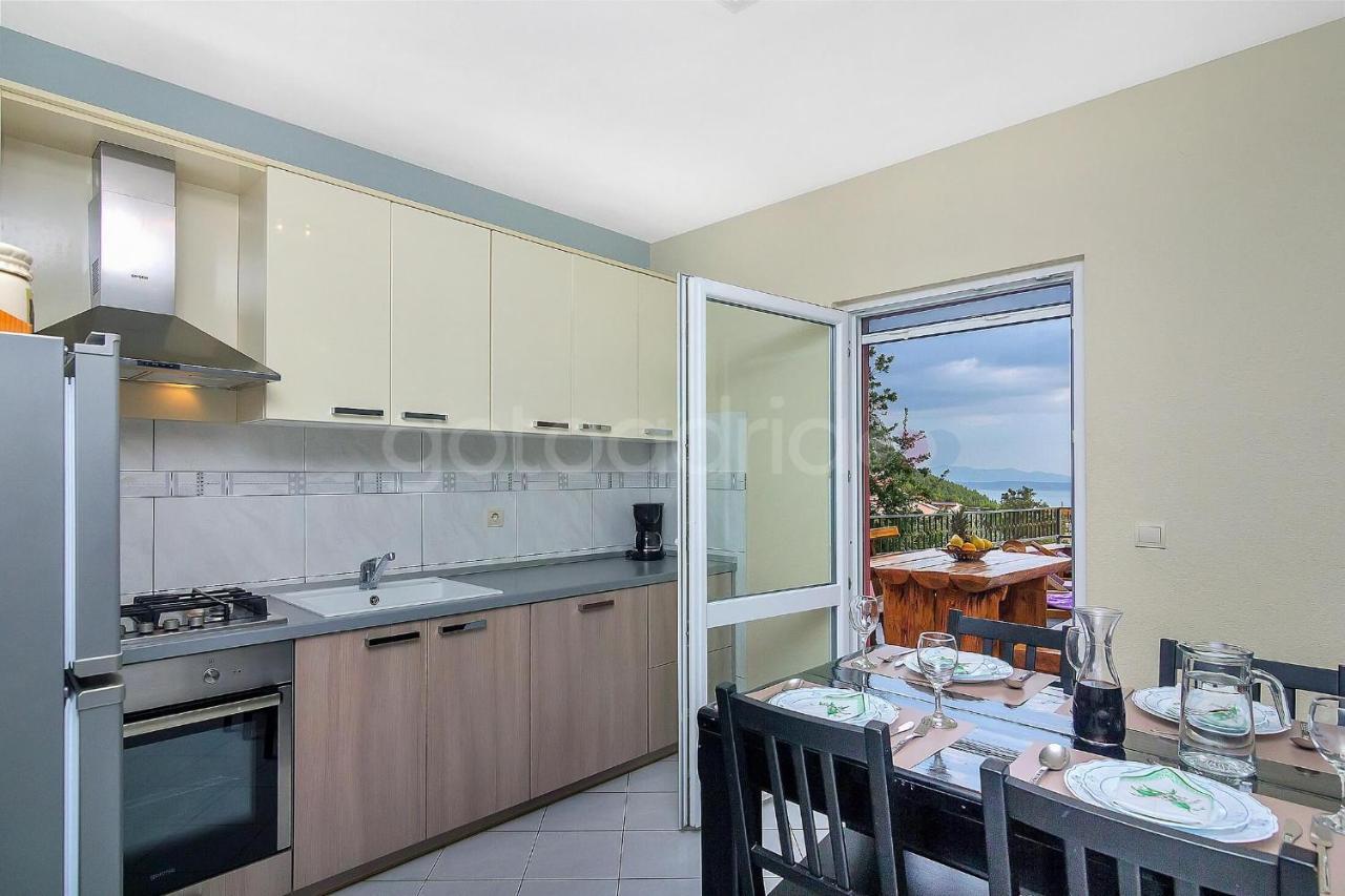 Holiday Home Darius With Hot Tub Makarska Zewnętrze zdjęcie