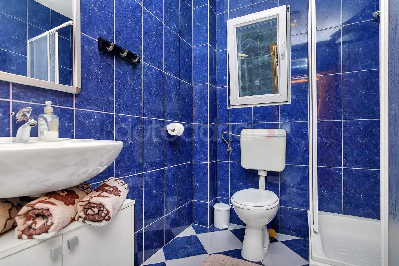 Holiday Home Darius With Hot Tub Makarska Zewnętrze zdjęcie